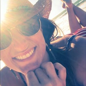 Meet your Posher, Samantha